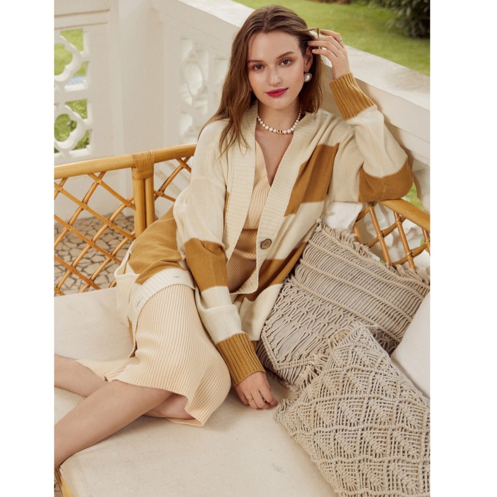 🎥 Colorblock Long V-Neck Cardigan with Pockets - Picture 15 of 17